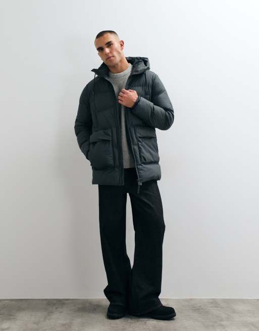 Rains 15210 Alta waterproof hooded long cargo puffer jacket in dark grey, 2 of 5