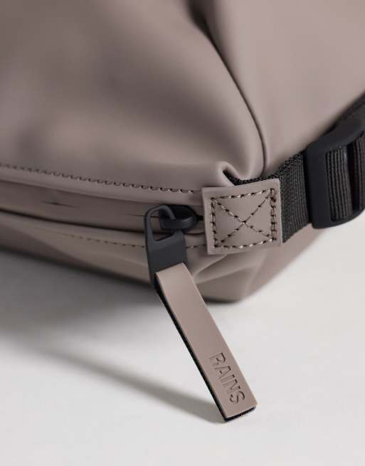 Rains 15630 Hilo vattentät necessär i beige, 2 av 3