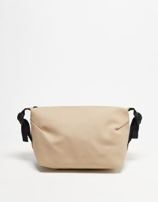 15630 Hilo waterproof wash bag in cream-Neutral