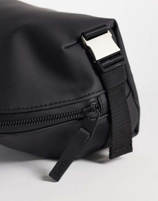 Rains 16490 Valera waterproof zip wash bag in black, 3 of 3