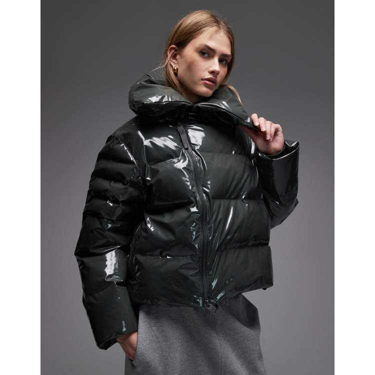 Rains 17230 Alta waterproof short puffer jacket in green shine | ASOS