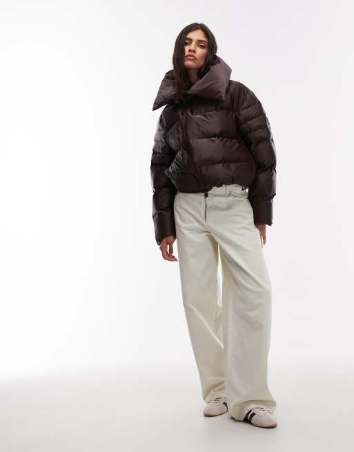 Rains 17230 Alta waterproof short puffer jacket in maroon, 3 of 5