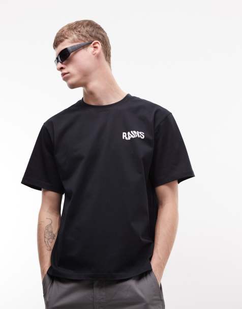 Rains - 41000 - Ruimvallend T-shirt met gerimpeld logo en print op de achterkant in zwart - view 1