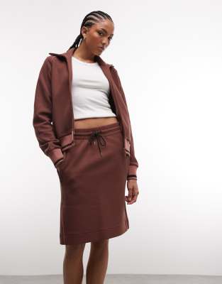 Rains 41050 Downtime co-ord knitted logo drawstring skirt in burgundy