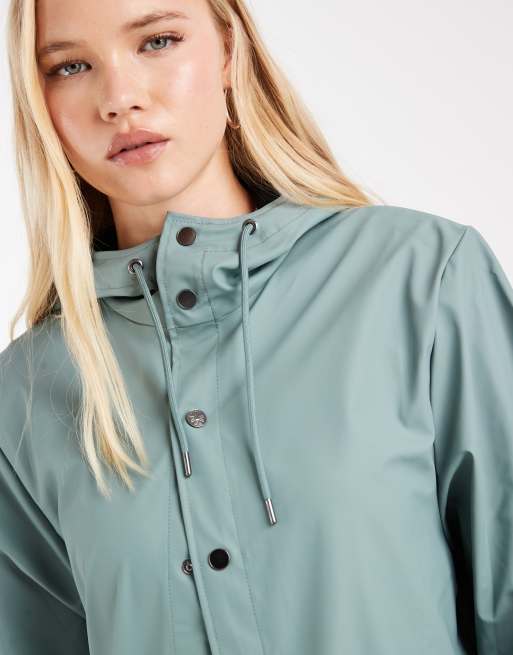 Rains - chaqueta larga con capucha impermeable en verde salvia, 3 de 4