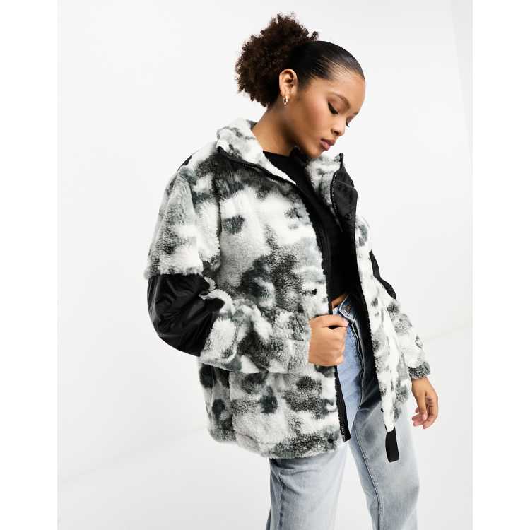 Snow camo sale bomber jacket