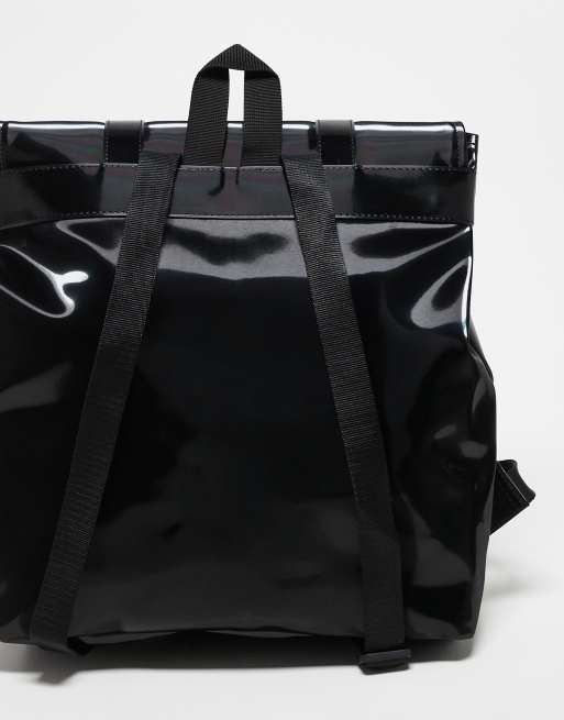 Rains – MSN – Mini-Unisex-Rucksack in glänzendem Schwarz, exklusiv bei ASOS, 3 von 4