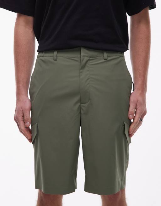 Rains – Suva 12540 – Wasserdichte Shorts aus festem Material in Grün, 4 von 5