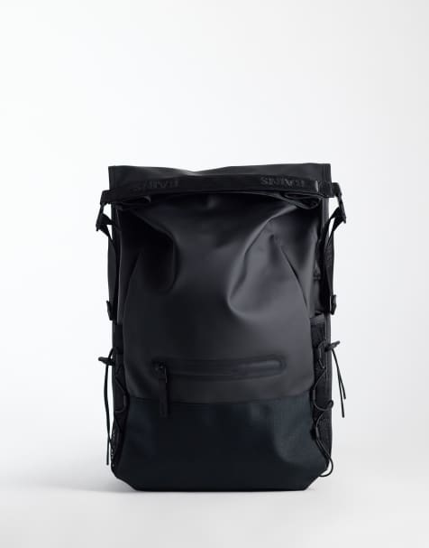 RAINS Trail Mountaineer Rolltop-Rucksack in Schwarz - view 1