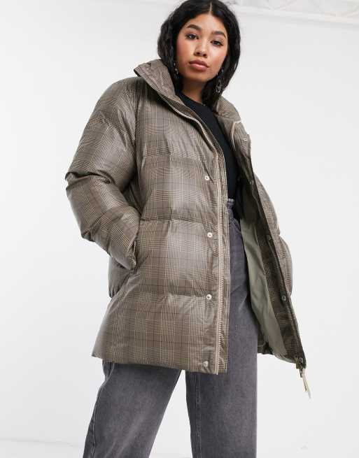 Detachable Sleeve Belted Puffer Jacket