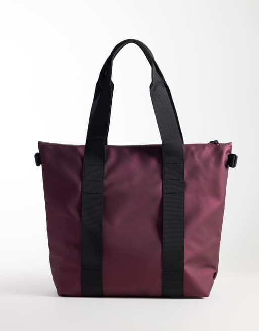 Rains x ASOS en exclusivité 14160 mini cabas imperméable bordeaux, 4 de 4