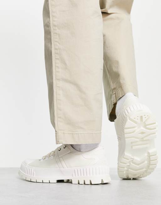 Rains x Palladium Pallashock HKR low boots in off white, 3 of 4
