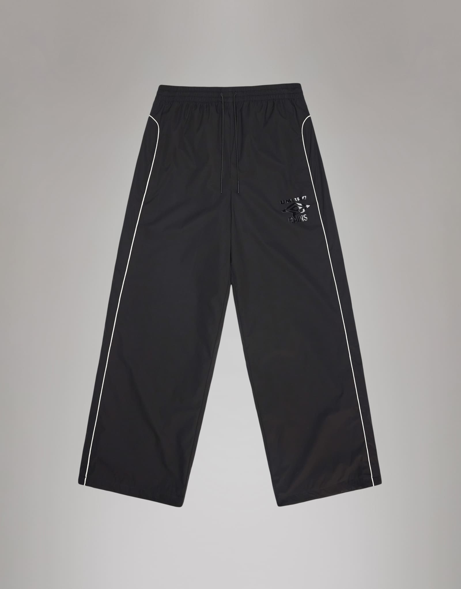 Водоотталкивающие свободные широкие спортивные брюки Rains X Umbro Drill черного цвета