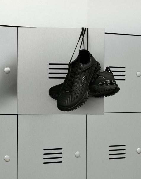 Rains X Umbro logo trainers in black - view 2