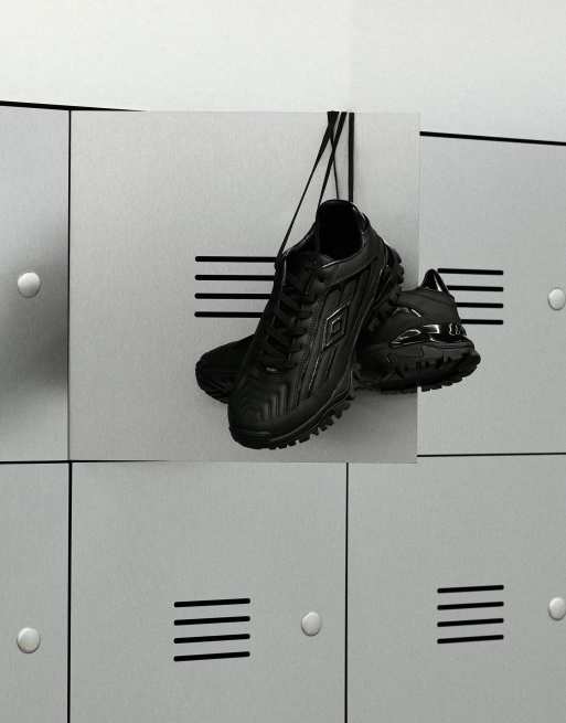 Rains x Umbro - Sorte sneakers med logo, 2 af 5