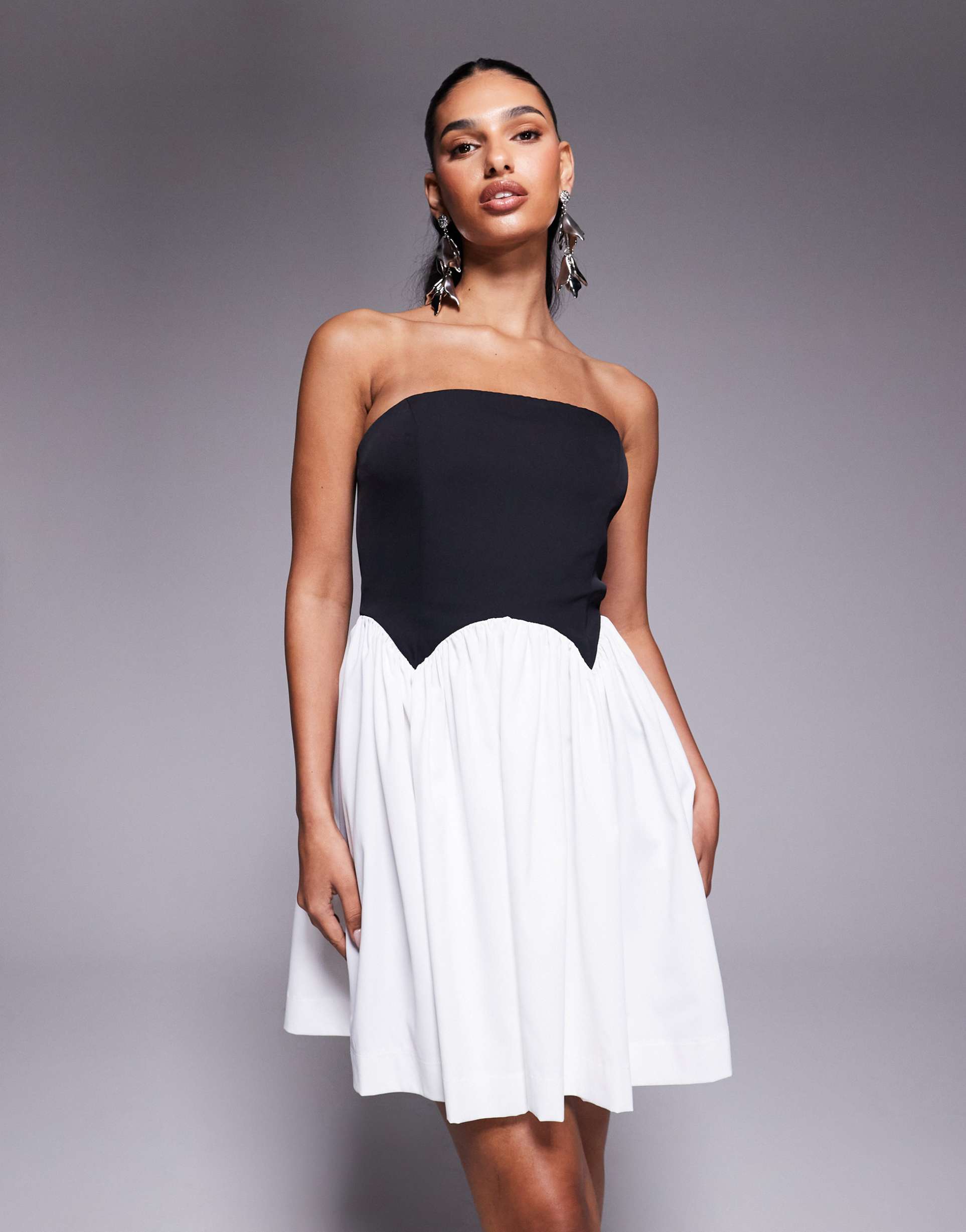 rare london bandeau contrast corset scallop detail mini dress in black and white