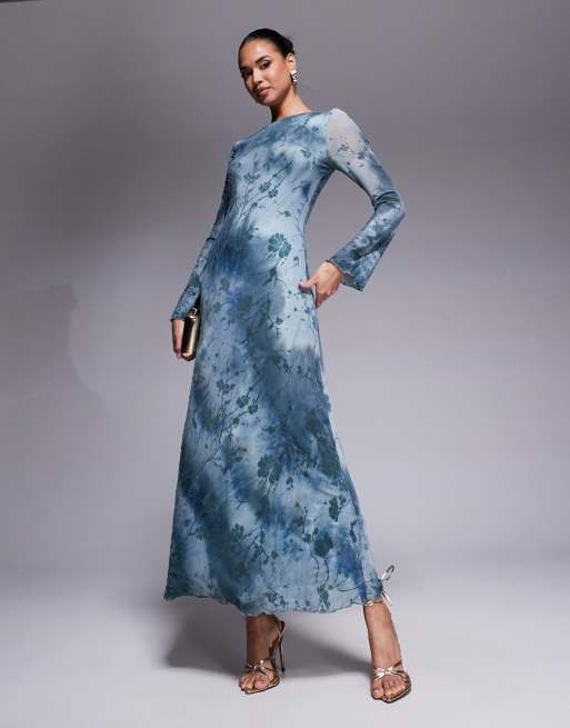 Rare London - Maxi jurk met wijde mouwen, doorschijnend detail en print in blauwe bloemenprint