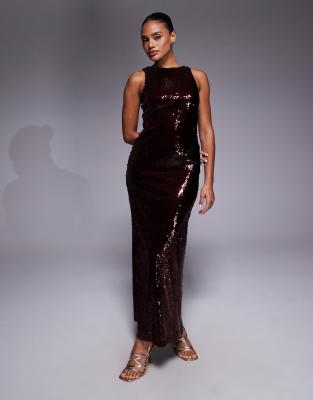 Rare London - Pailletten-Maxikleid in Burgunderrot mit Ringer-Rücken