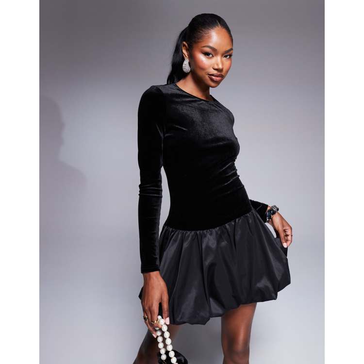 Rare London Robe courte effet velours a jupe bouffante Noir ASOS