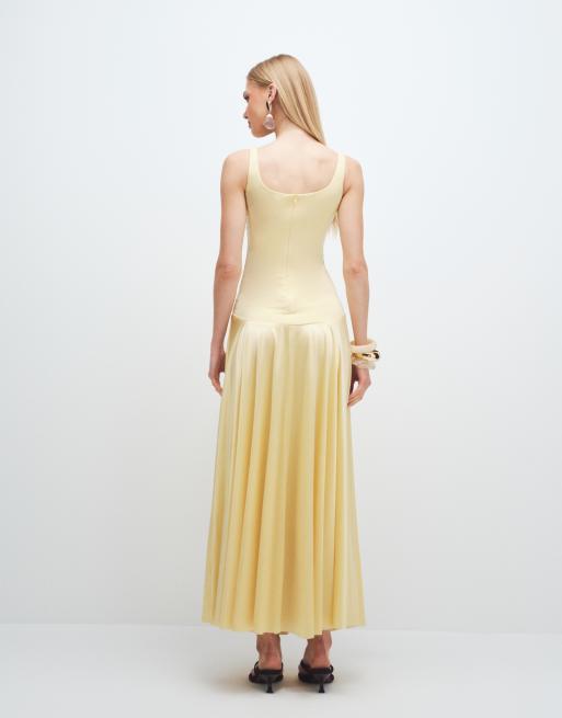 Rare London – Satin-Maxikleid in Gelb mit tiefer Taille und U-Ausschnitt, 3 von 7