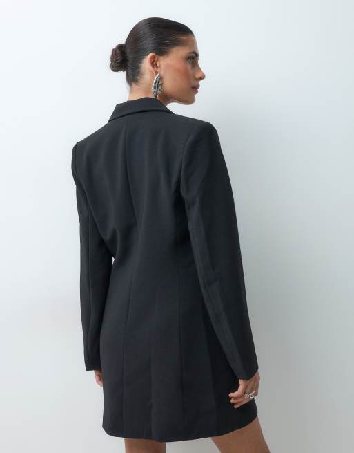 Rare London vestido mini tipo blazer de doble botonadura con solapas satinadas en negro, 5 de 5