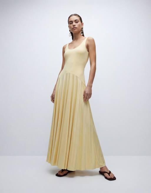 Rare London - Vestito lungo in raso giallo con scollo rotondo e vita scesa, 9 di 11