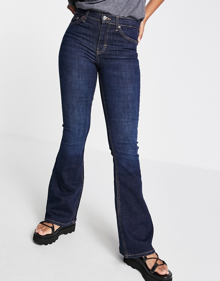 фото Расклешенные джинсы цвета индиго topshop jamie-голубой