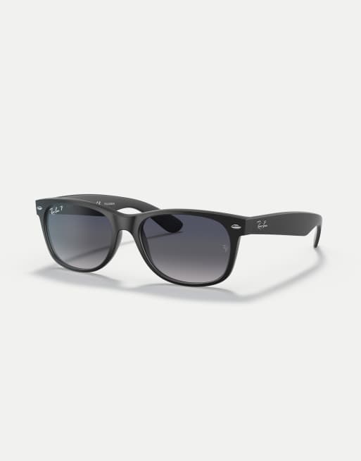 Ray-Ban New wayfarer classic square polarised sunglasses with blue lens in black, 3 of 4