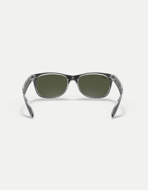 Ray-Ban New Wayfarer eckige Sonnenbrille mit grünen Gläsern in Schwarz auf Transparent, 2 von 4