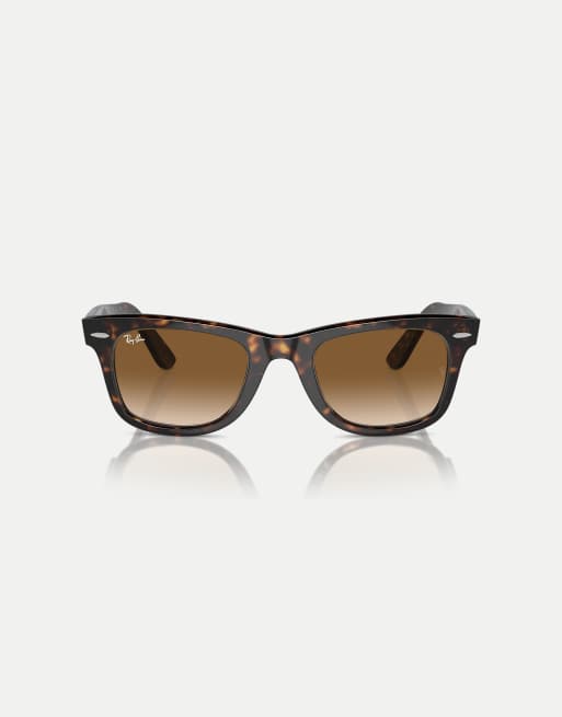 Ray-Ban Original wayfarer classic square sunglasses with brown lens in tortoise