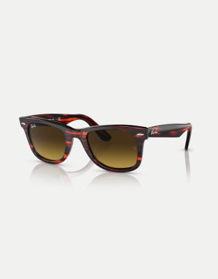 Ray-Ban - Original Wayfarer - Eckige Sonnenbrille aus Acetat in Rot gestreift mit Gläsern in Braun