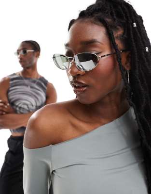 Ray-Ban Ray-Ban oval metal sunglasses in silver