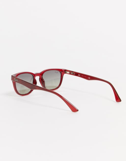 Ray Ban thin classic sunglasses in red | ASOS