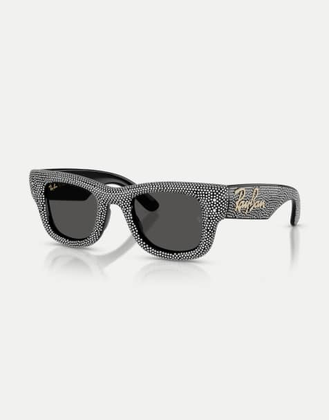 Ray-Ban – Wayfarer Crystal Pavé Edition – Gewölbte, eckige Sonnenbrille in Schwarz mit schwarzen Gläsern und Pavé-Strassverzierung - view 1