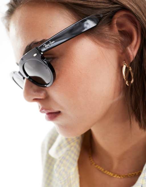 Ray-Ban wayfarer oval sunglasses in black, 2 of 4