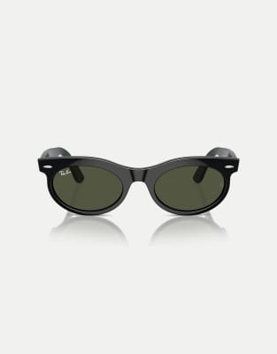Ray-Ban - Wayfarer - Ovale Sonnenbrille in Schwarz mit grünen Gläsern