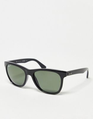 Ray-Ban wayfarer sunglasses in black