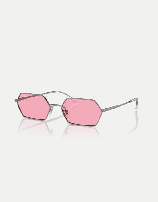 Ray-Ban – Yevi – Unregelmäßig geformte Sonnenbrille in Stahlgrau mit rosa Gläsern, 3 von 3