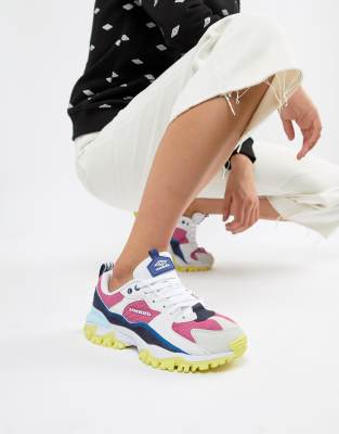 umbro indoor