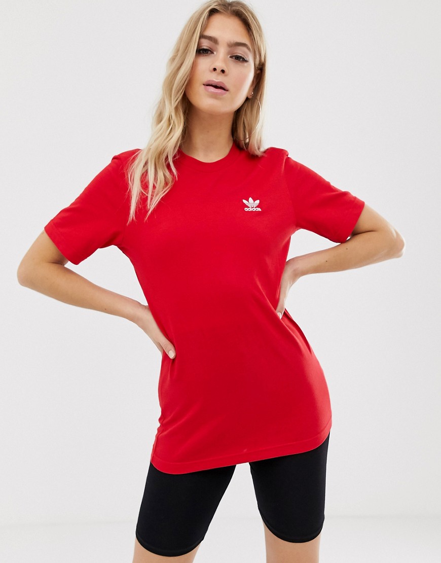 Rød basic t-shirt med miniogo fra adidas Originals