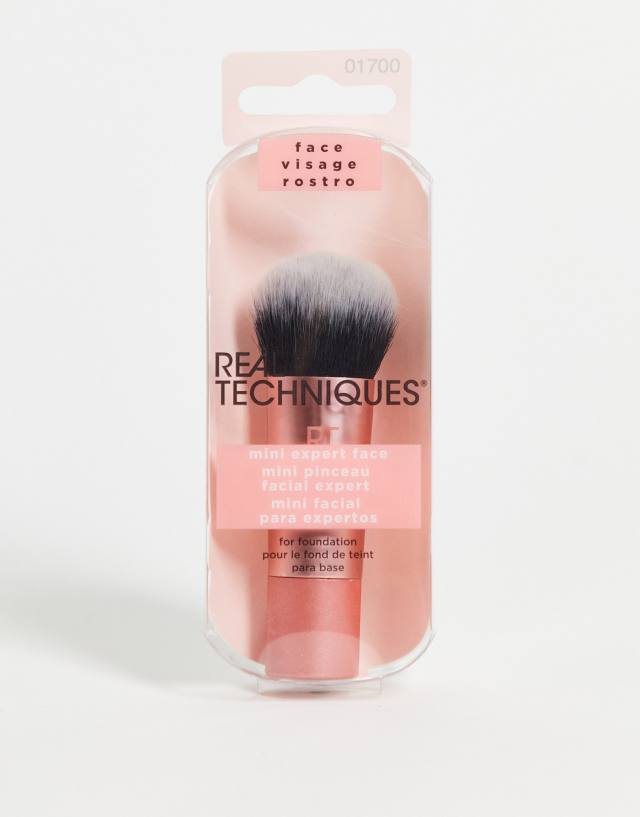 Real Techniques Mini Expert Face Brush