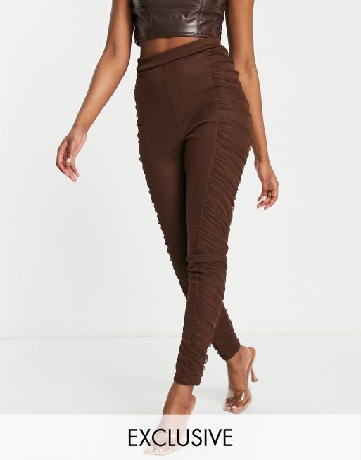 Rebellious Fashion - Leggings med rynkede detaljer i chokoladebrun - Del af sæt - Kun hos ASOS