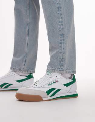 Rebook Campio XT trainers in white and green