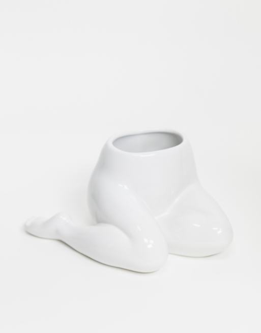 Recipiente blanco con diseño de cuerpo Ariel de Monki
