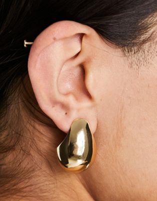 Reclaimed Vinatge chubby gold hoop earrings