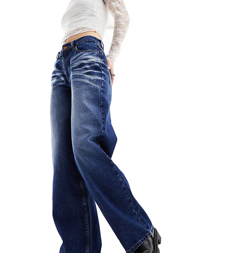 00s baggy jeans in washed blue