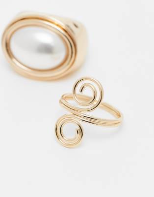 Reclaimed Vintage Reclaimed Vintage 2 pack swirl and pearl ring in gold