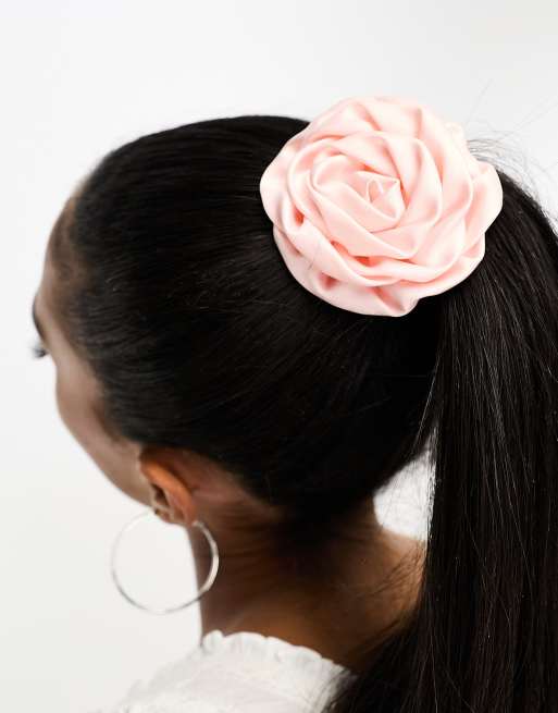 Reclaimed Vintage – 2er-Pack Haargummis in Babyrosa mit Ansteckblume