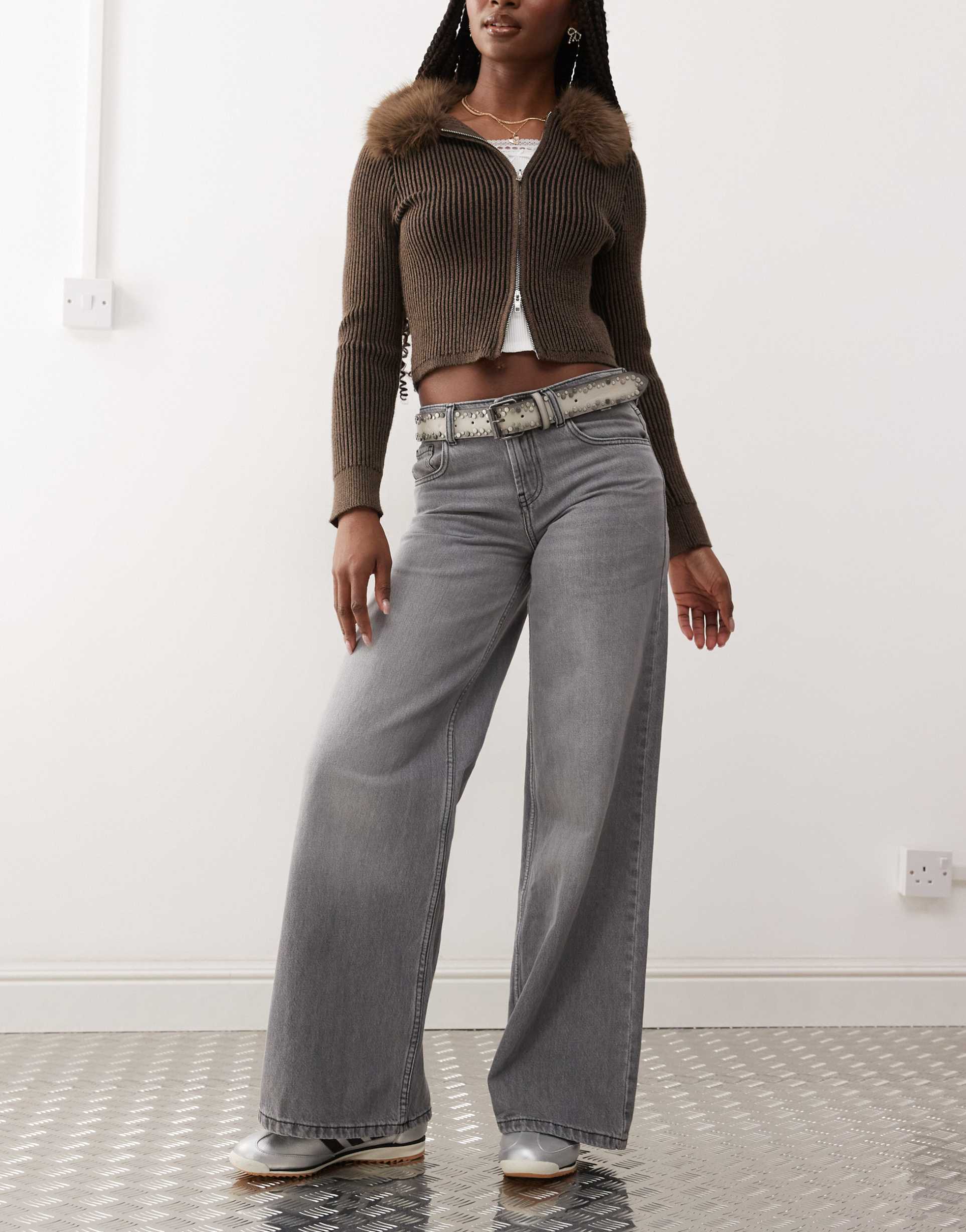 reclaimed vintage 88' wide baggy low rise leg jean in gray wash