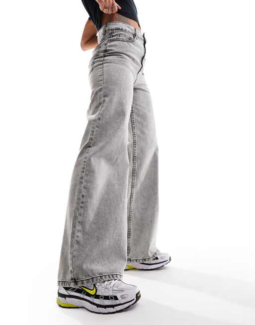 Reclaimed Vintage '88 wide leg jeans in charcoal , 4 of 4